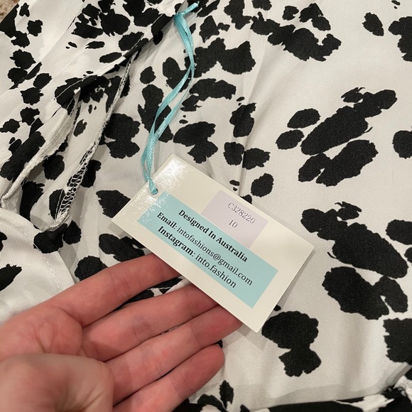 NWT Verge Girl backless tie long sleeve crop - Picture 9 of 13